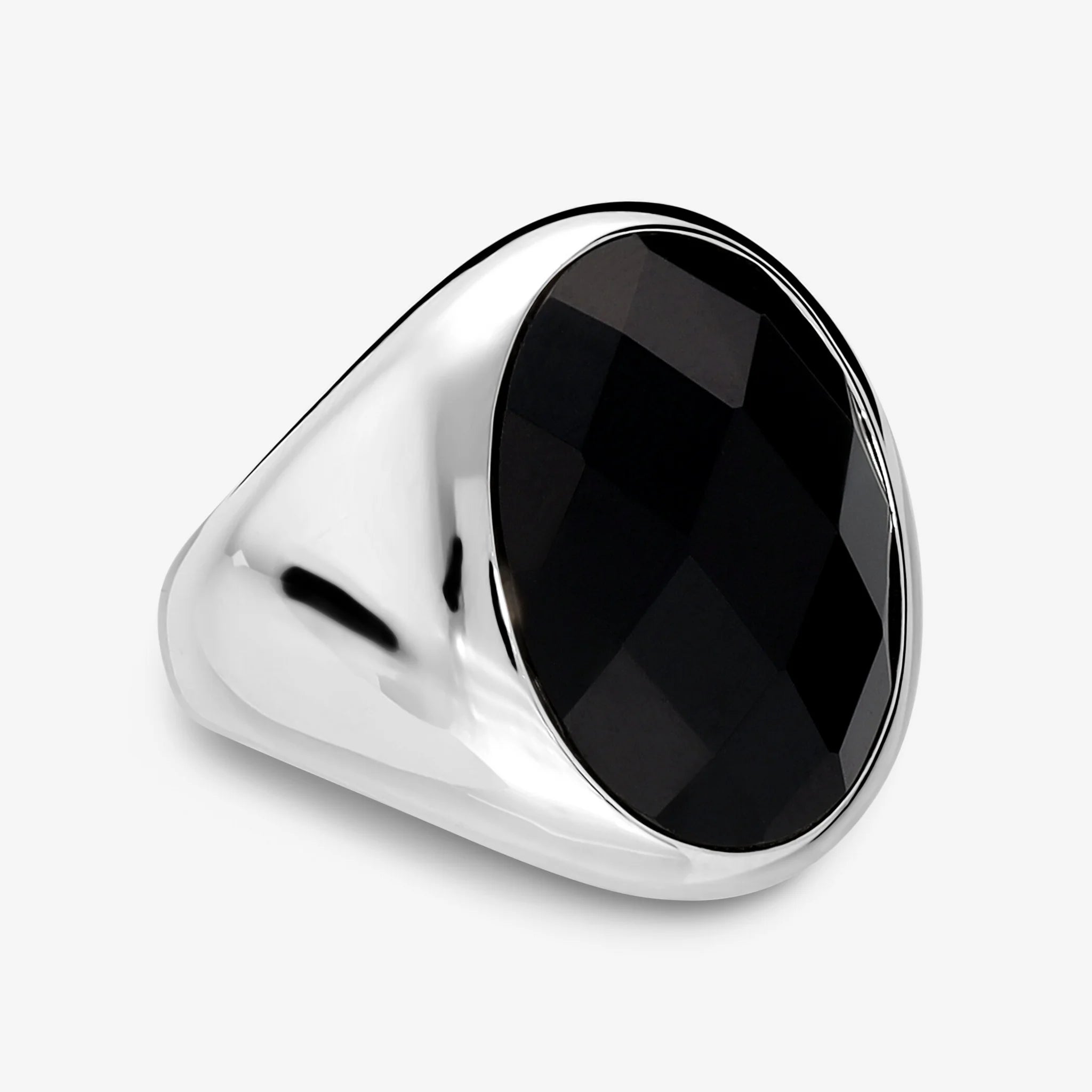 Anello Chevalier in Argento 925 placcato Platino con Onice Nero Sfaccettato
