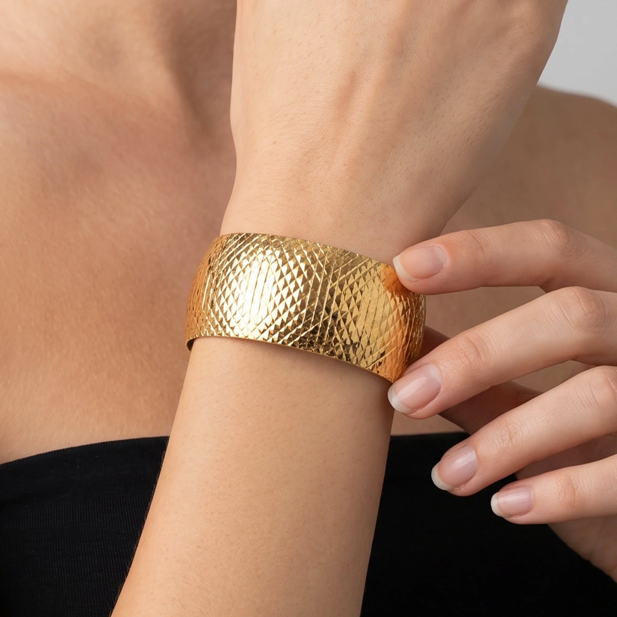 Maxi Bracciale Omega Diamantato