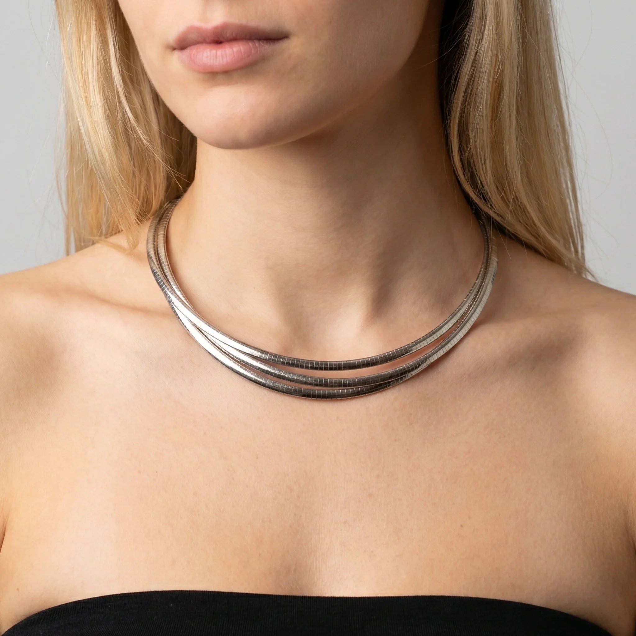 Collana Multifilo Intrecciato Maglia Omega
