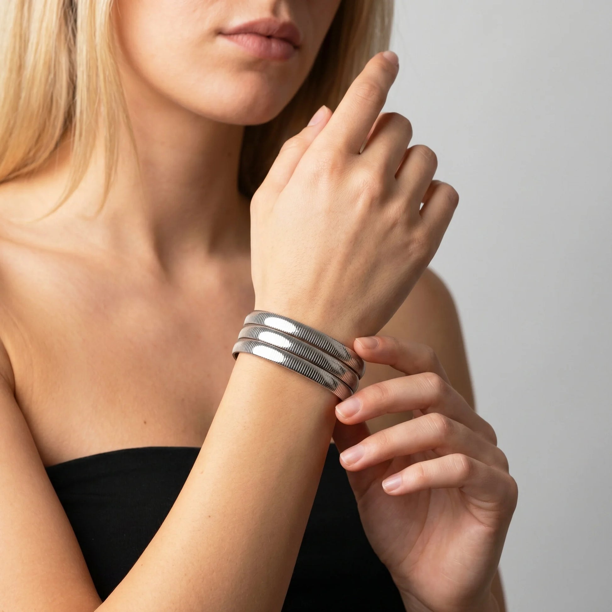 Bracciale Multifilo Maglia Omega Lucida