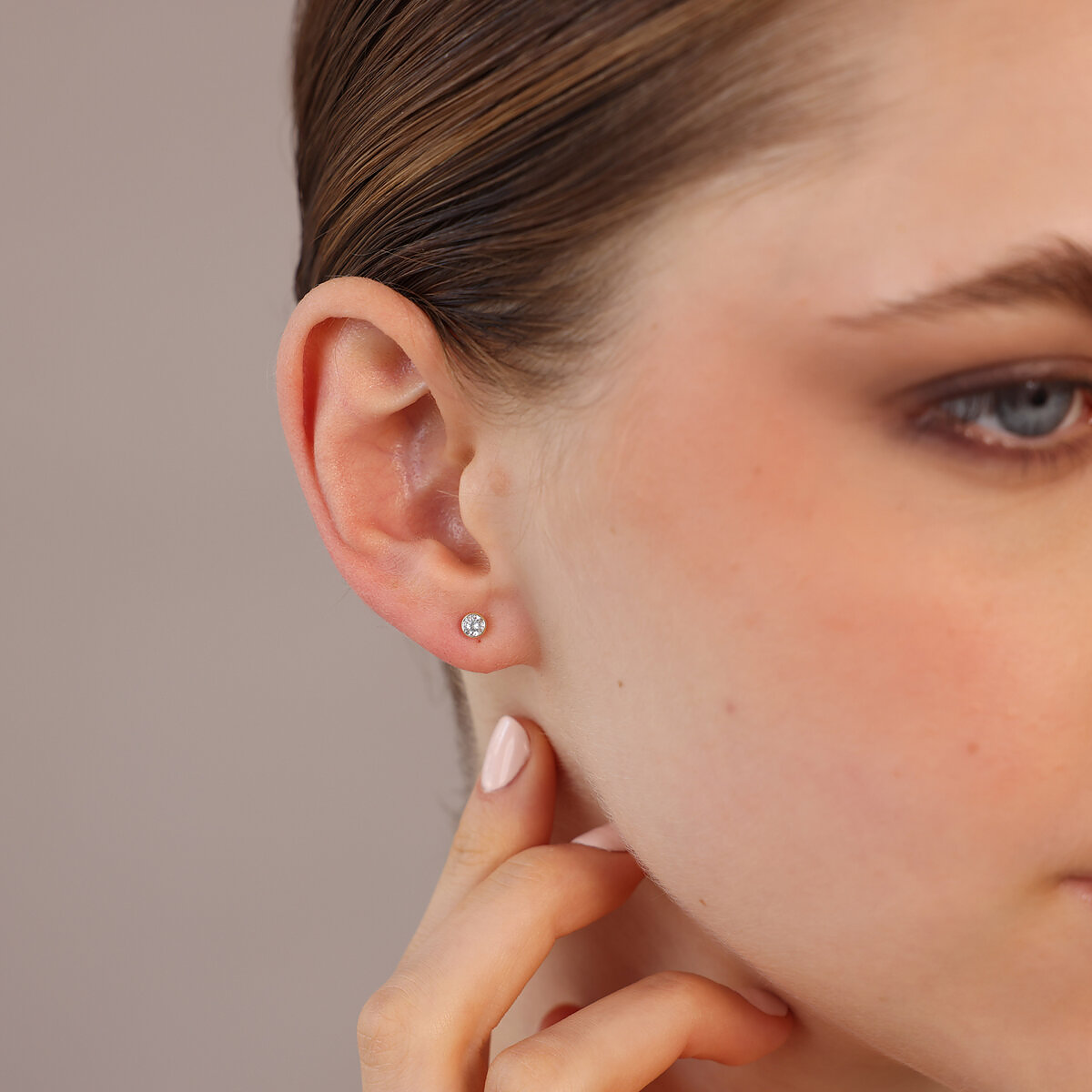 Boucles d'oreilles Light Point en or 375 avec diamants cultivés en laboratoire de 0,1 ct