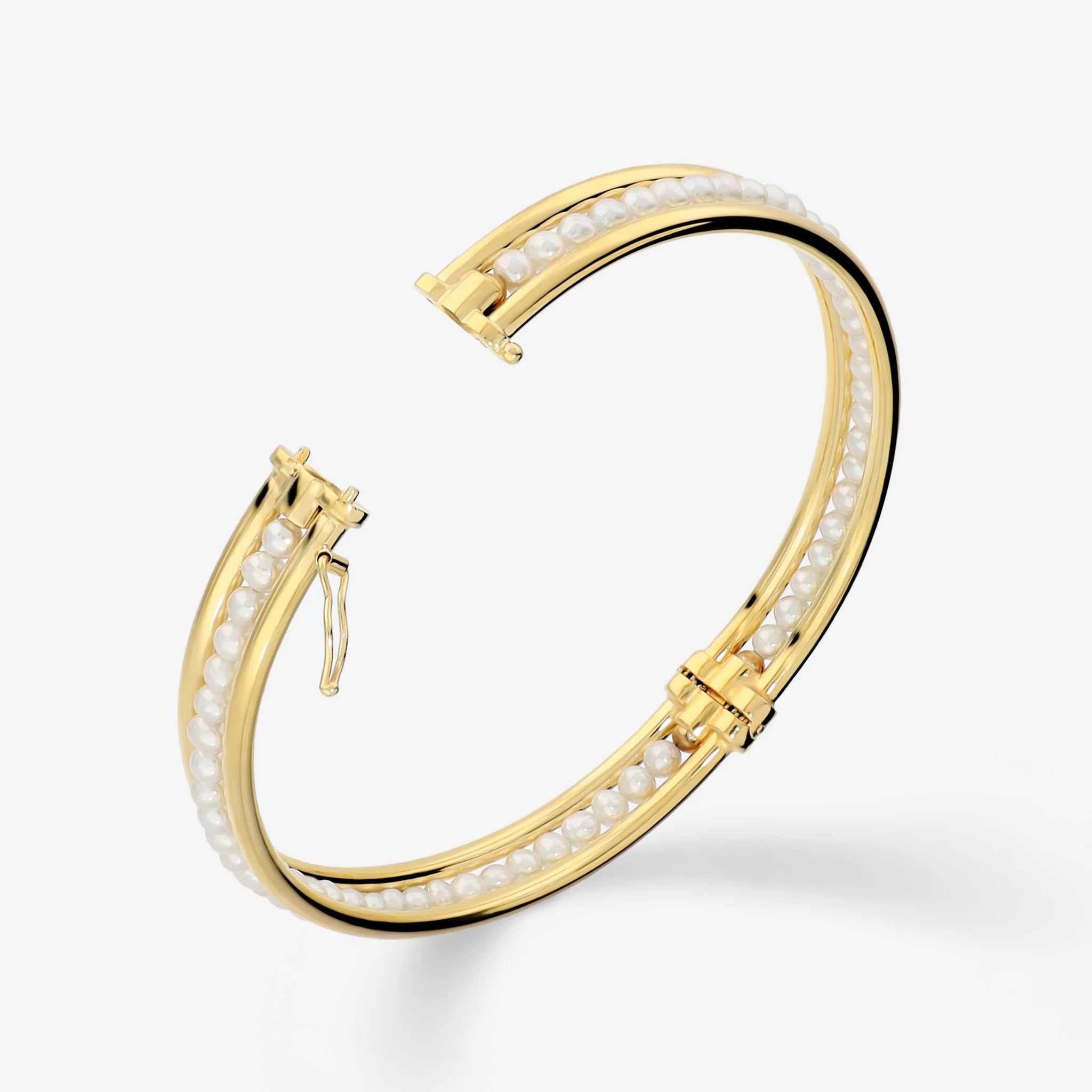 Bracciale Rigido in Argento 925 placcato Oro Giallo 18Kt con Perle Bianche d'Acqua Dolce Ø 3/3.5 mm