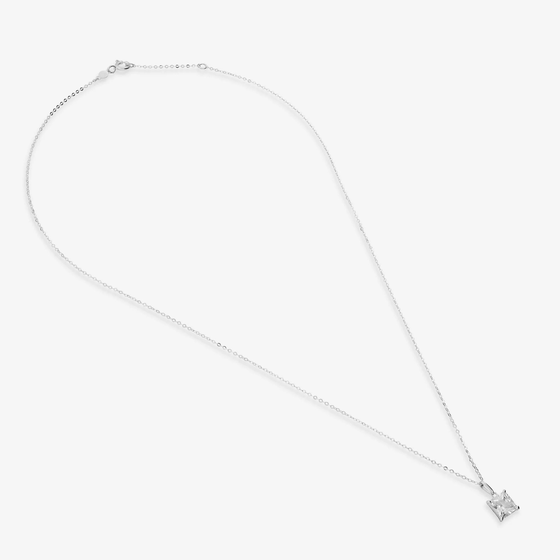 Collana Girocollo in Argento con Catena Veneziana; Regalo Collana Girocollo in Argento con Catena Veneziana; Regalo