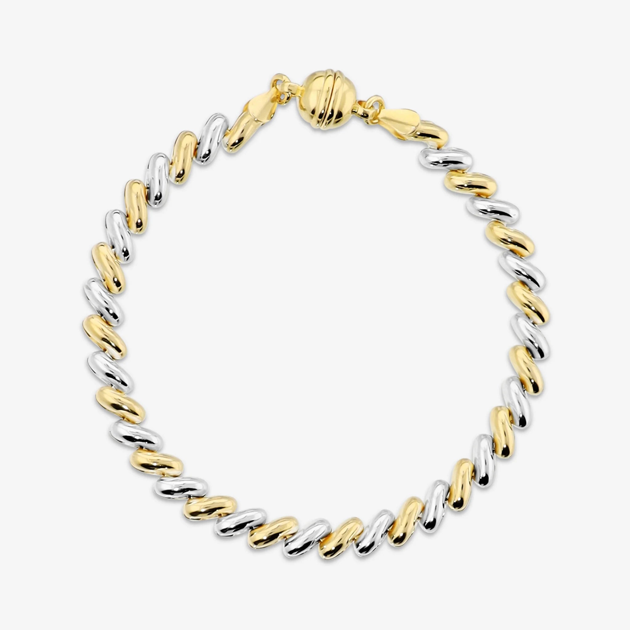 J452141.689 074_1.webp