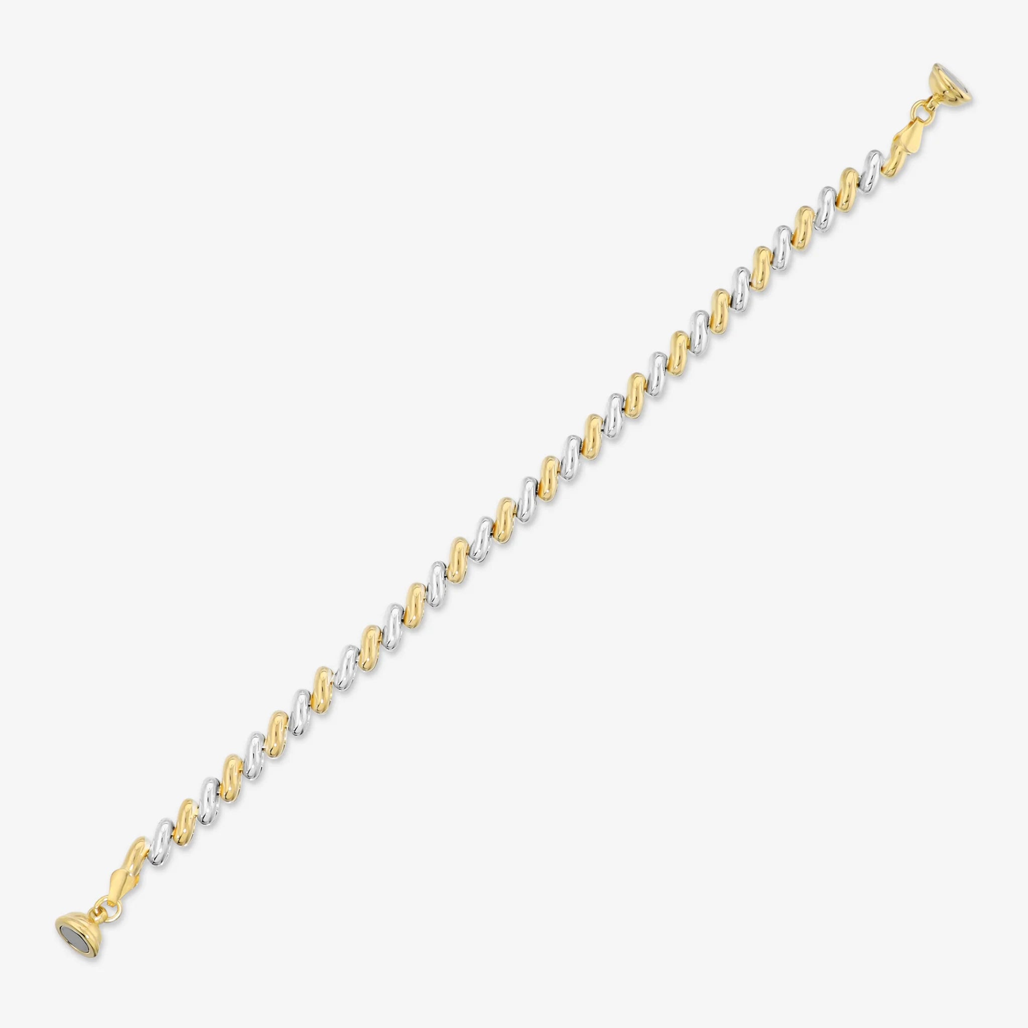 J452141.689 074_3.webp