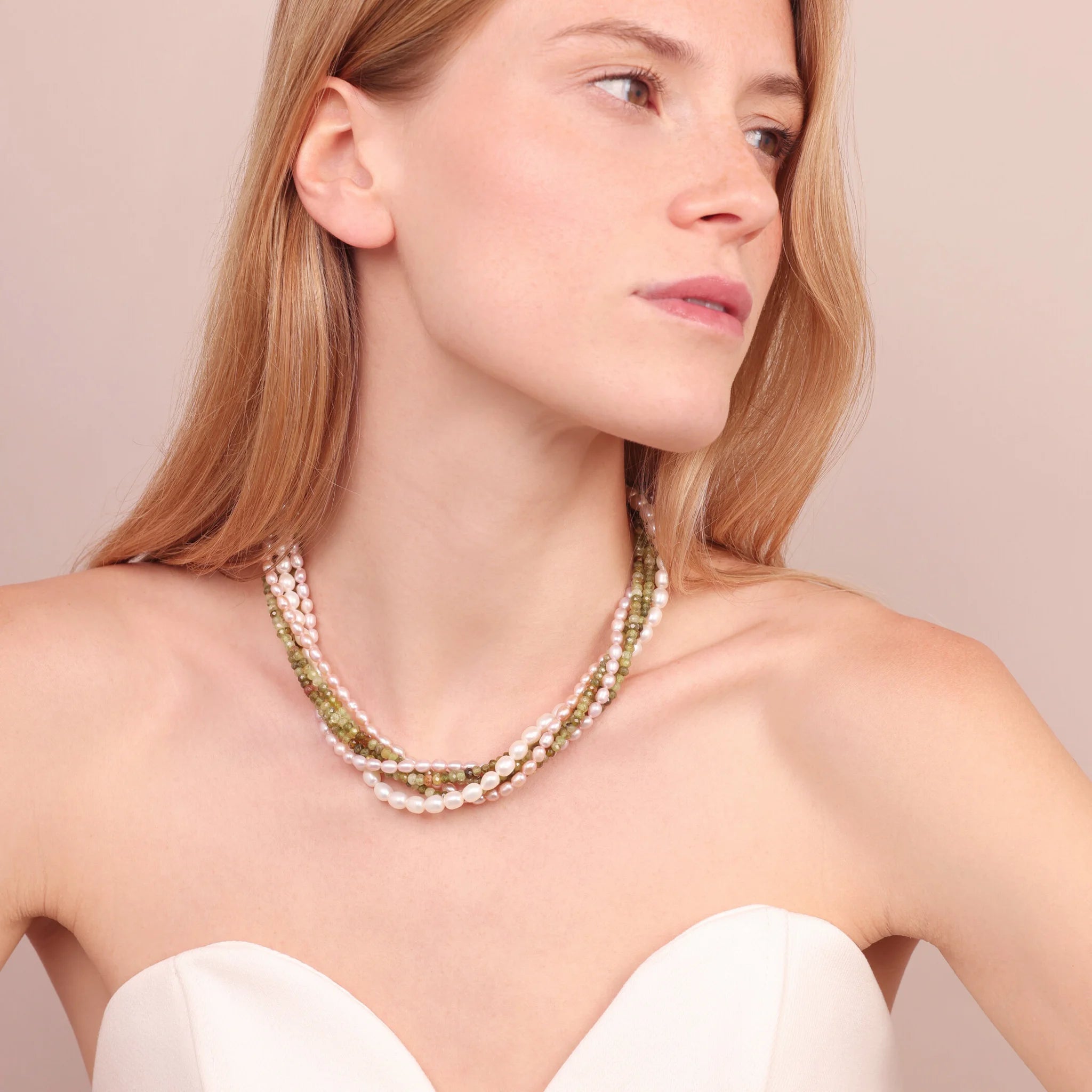 Collana Multifilo in Argento 925 placcato Oro 18Kt con Pietre Naturali e Perle d'Acqua Dolce