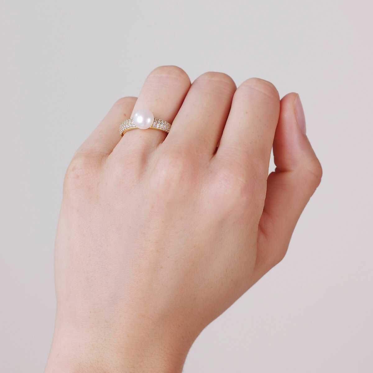 Anello in Argento 925 placcato Oro Giallo 18Kt con Cubic Zirconia e Perla Bianca d'Acqua Dolce Ø 7/8 mm