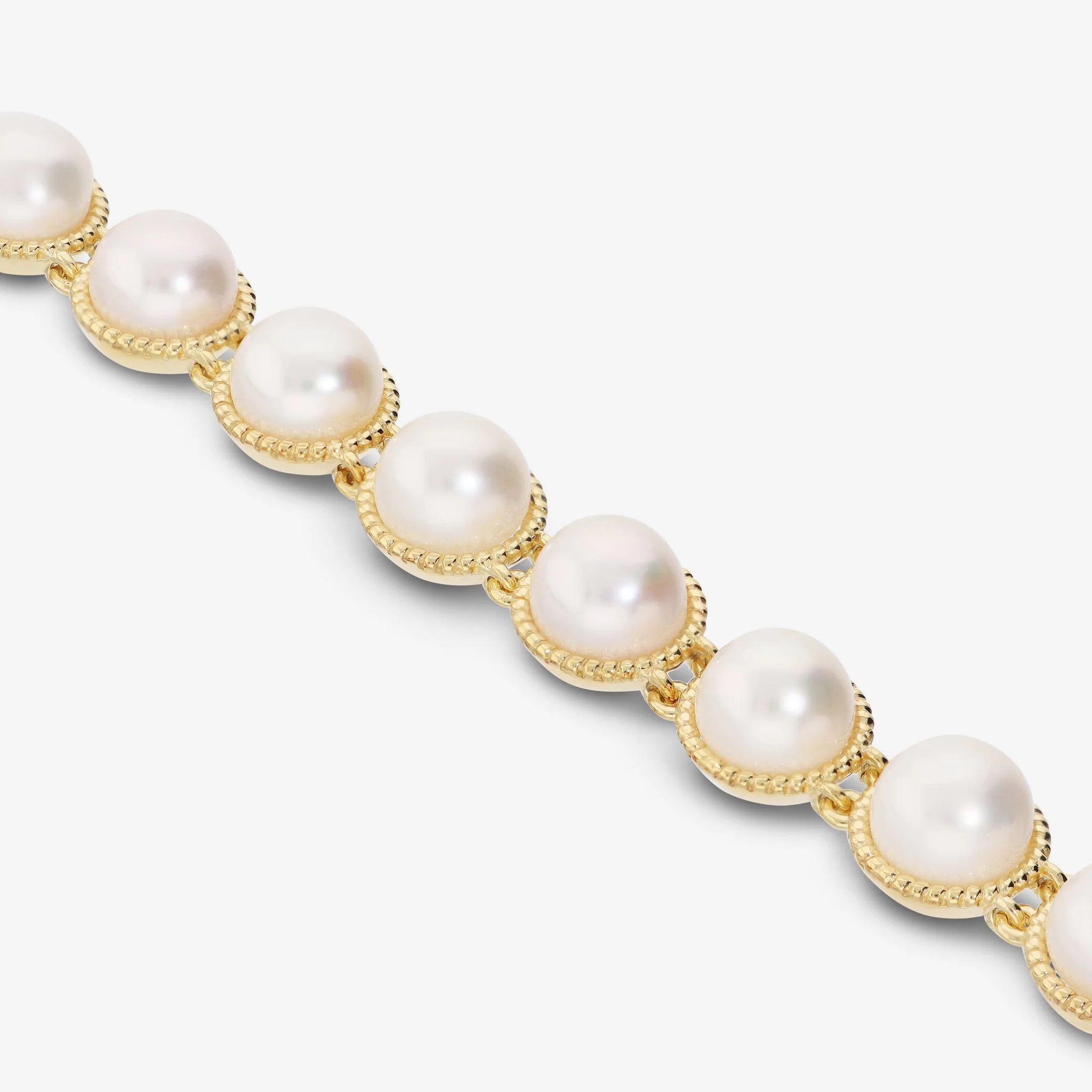 Tennis Bracelet of Freshwater White Button Pearls Ø 9/9.5 mm in 925 Silver plated with 18Kt Yellow Gold