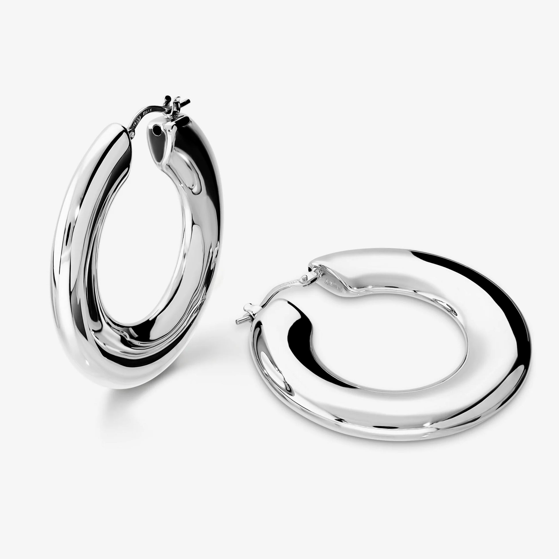 Orecchini a cerchio in argento placcato oro 18 kt di 28 mm lunghi Basics Orecchini a cerchio in argento placcato oro 18 kt di 28 mm lunghi Basics