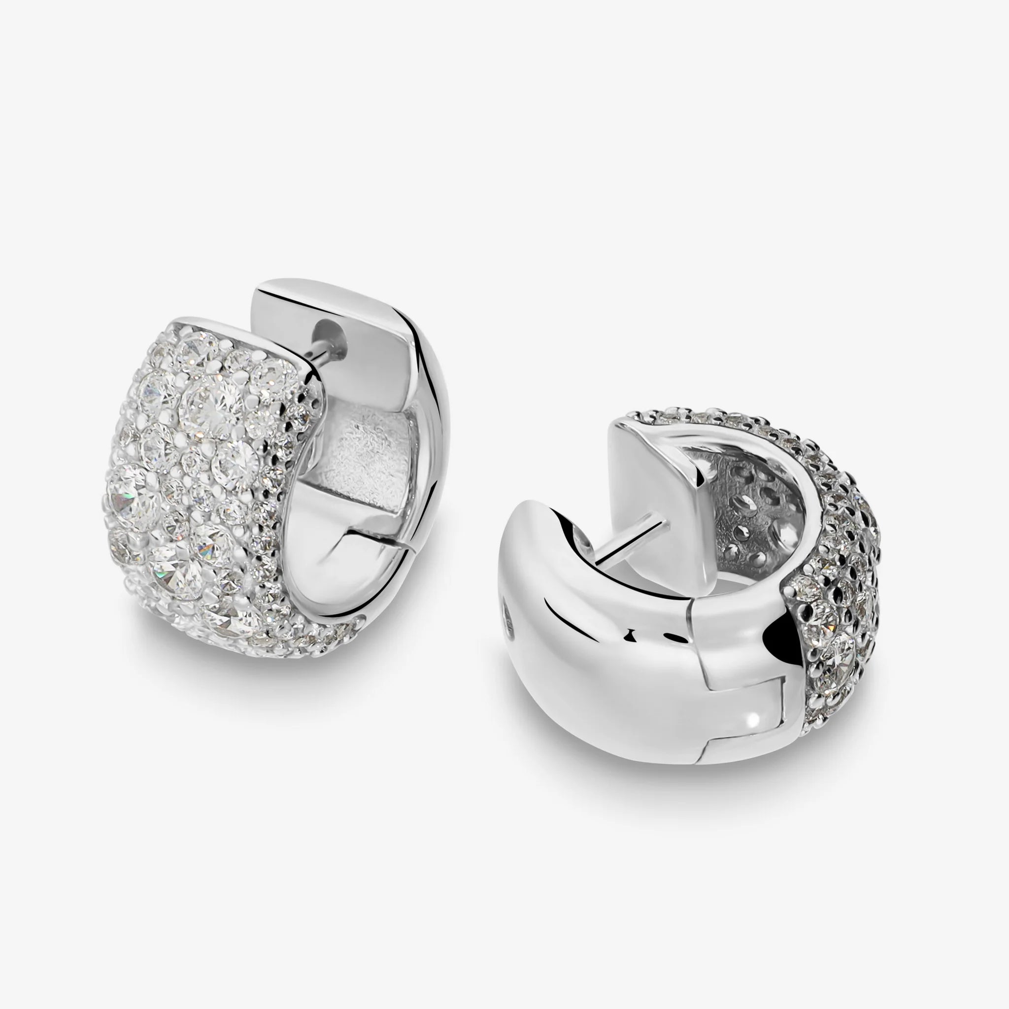 Orecchini a Cerchio in Argento 925 placcato Platino con Pavé di Cubic Zirconia