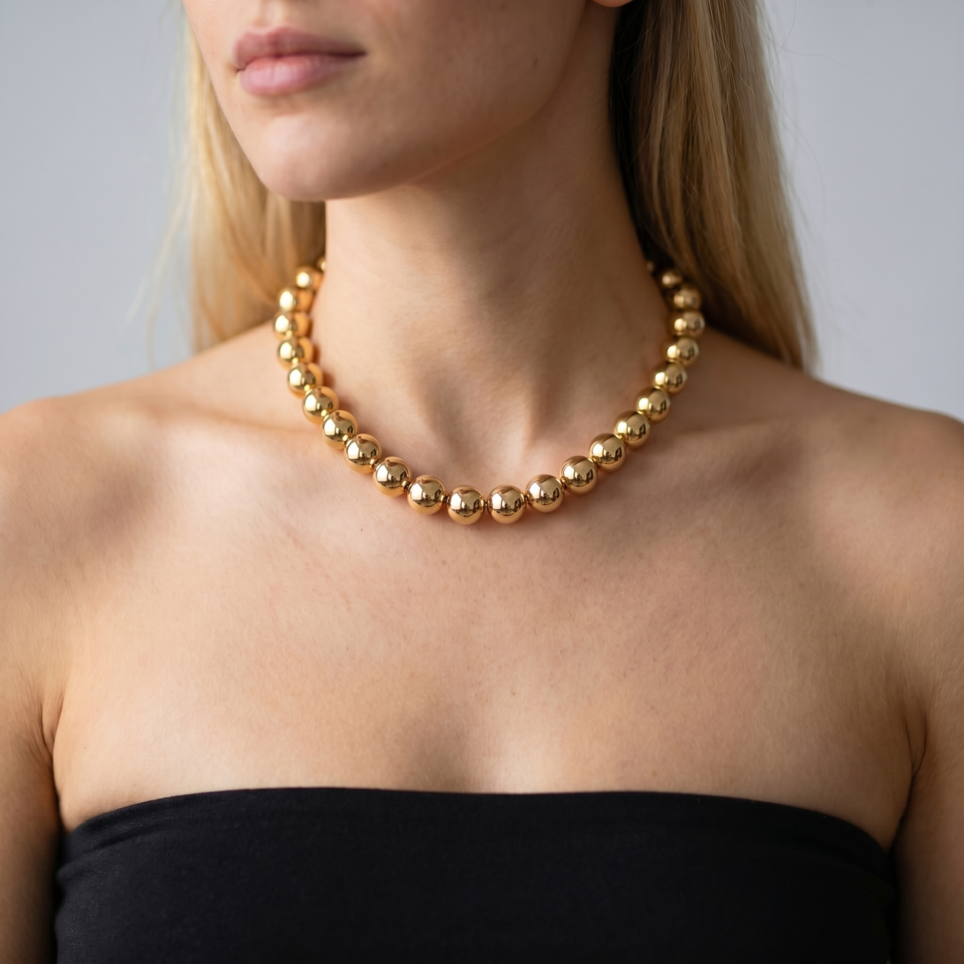 Collana Girocollo con Sfere Lucide