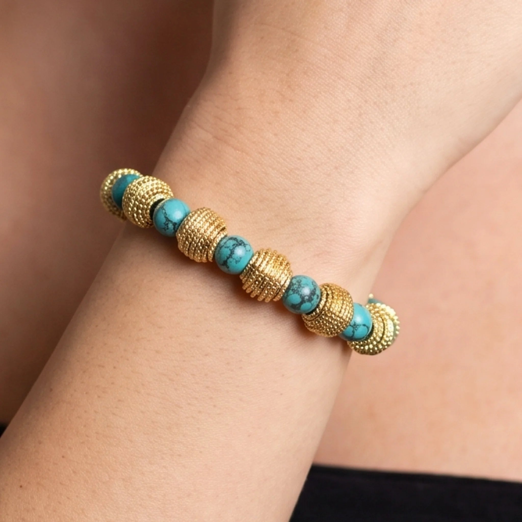 Bracciale in Argento 925 Placcato Oro Giallo 18kt con Rondelle Diamantate e Pietra Naturale Turchese