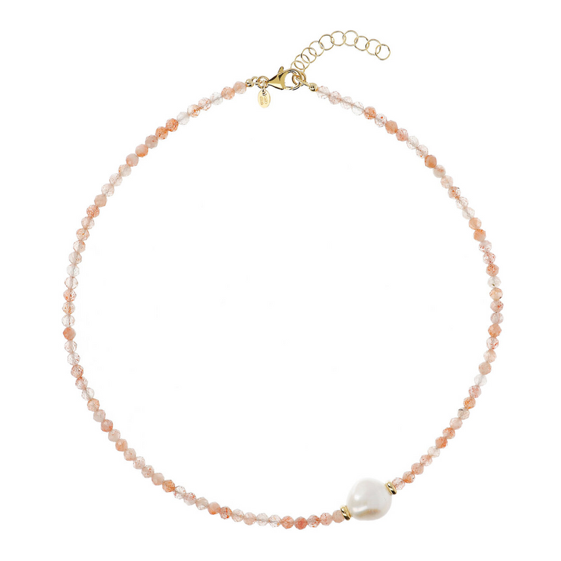 Halskette mit rosafarbenem Quarzit und weißer barocker Süßwasserperle Ø 13 mm aus 18 Karat Gelbgold vergoldetem 925er Silber