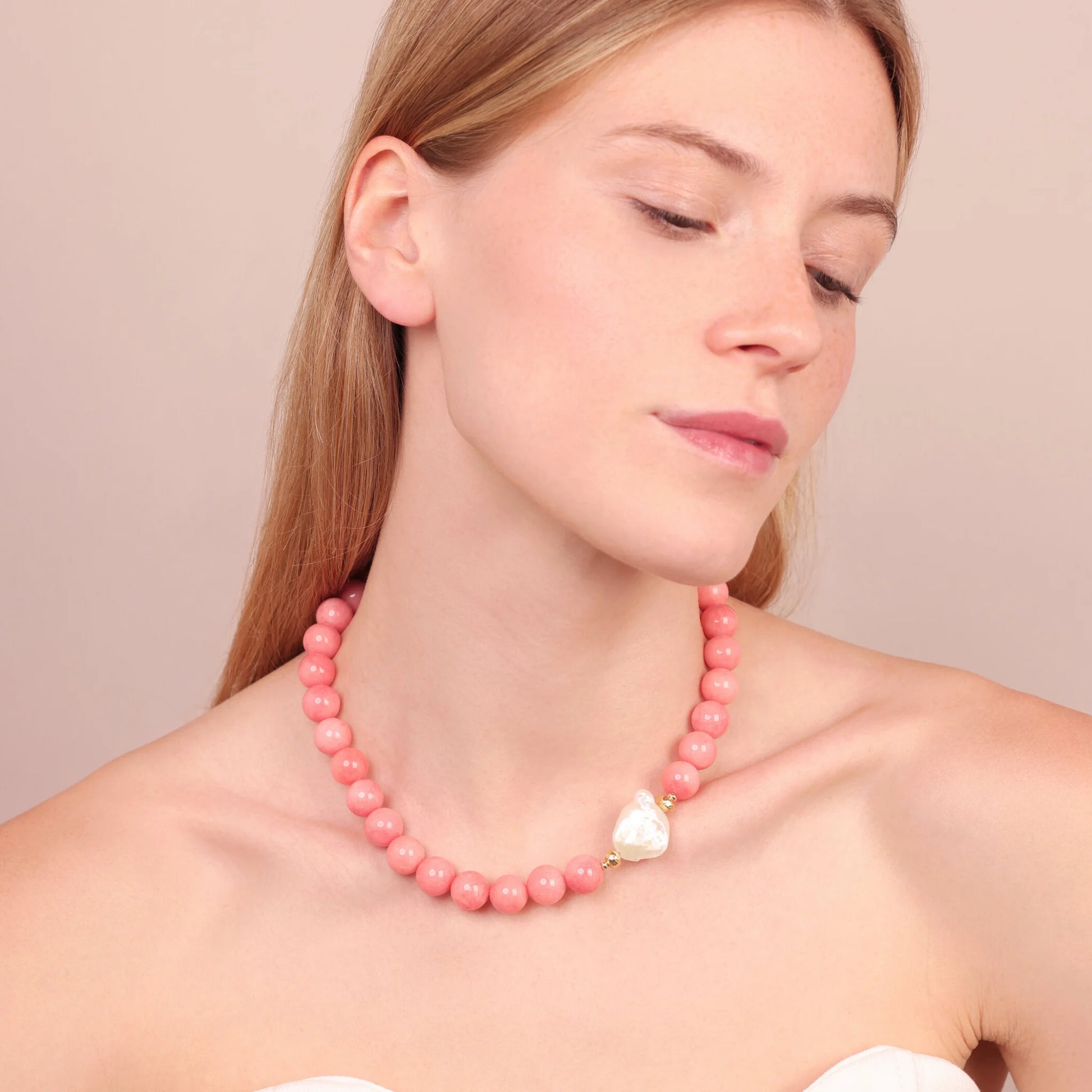 925 Sterling Silver 18Kt Yellow Gold Plated Necklace with Rose Quartzite and White Freshwater Scaramazza Pearl Ø 14/14.5 mm