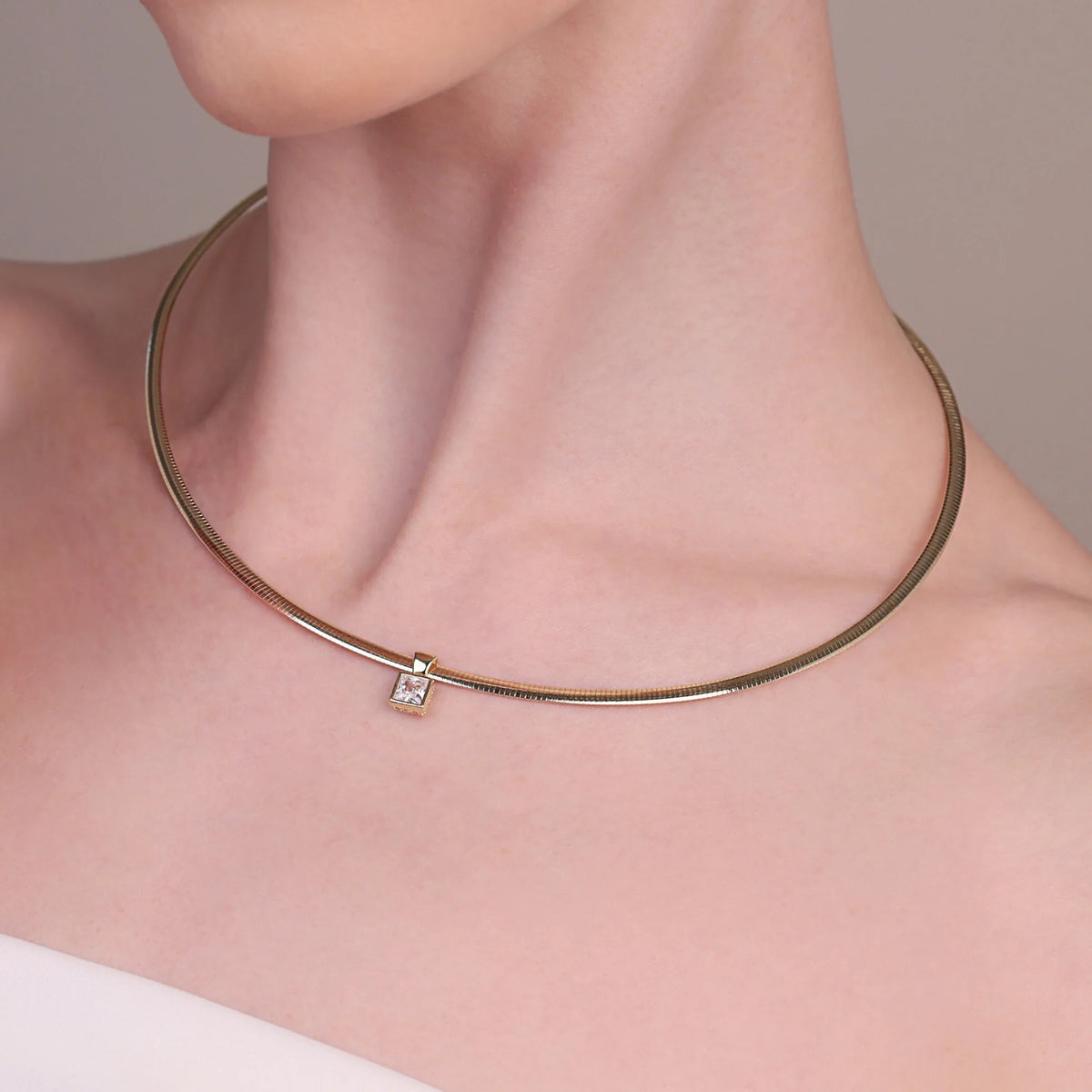 Collana Girocollo Maglia Omega in Argento 925 placcato Oro Giallo 18Kt con Punto Luce in Cubic Zirconia