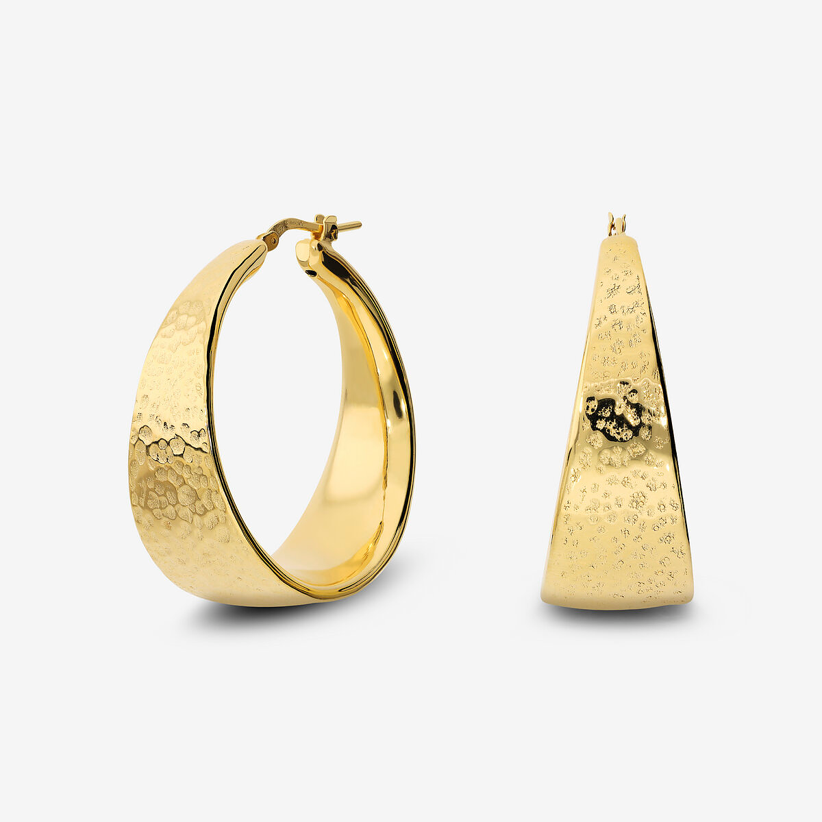 Boucles d'oreilles créoles graduées en Argent 925 plaqué Or Jaune 18Kt avec surface martelée