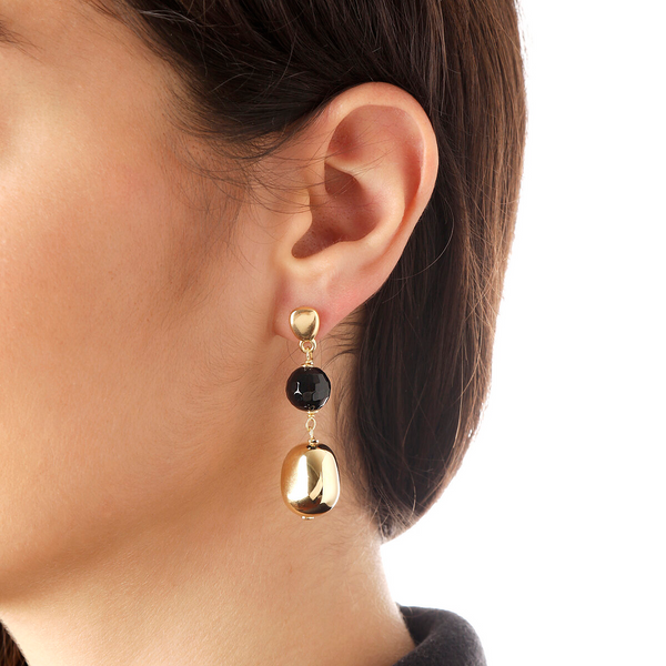 Boucles d'oreilles pendantes en argent 925 plaqué or jaune 18 carats avec pépites électroformées et pierres d'onyx noir naturel facetté