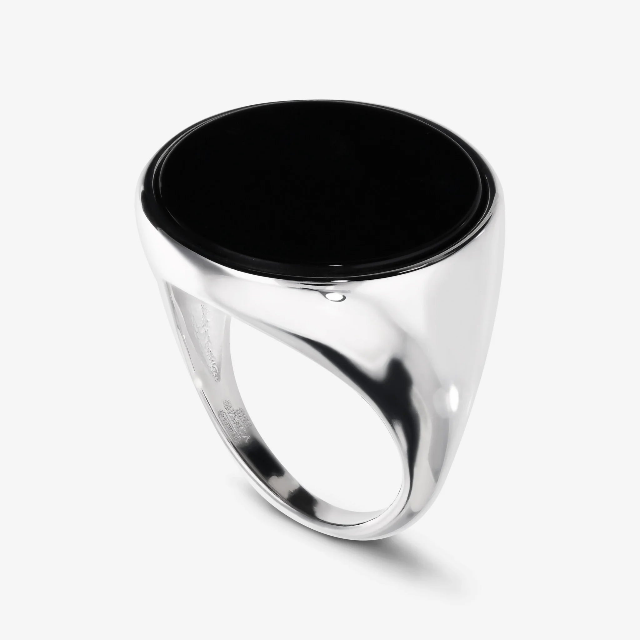 Anello Chevalier con Pietra a Disco in Onice Nero in Argento 925 placcato Platino