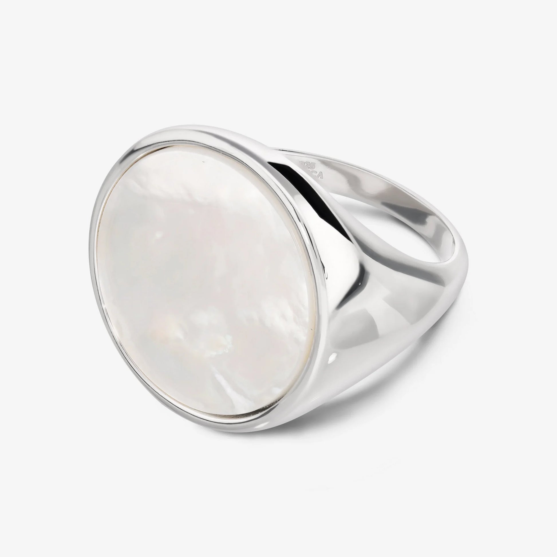 Anello Chevalier con Pietra a Disco in Madreperla Bianca in Argento 925 placcato Platino