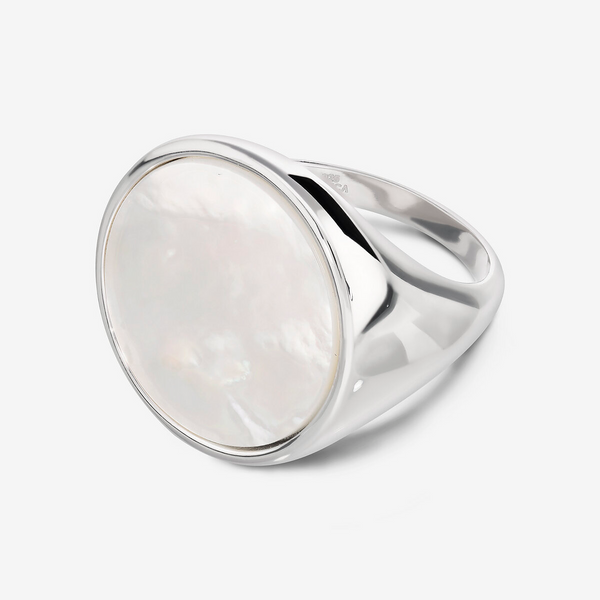Bague Chevalier avec Pierre Disque en Nacre Blanche en argent 925 platiné.