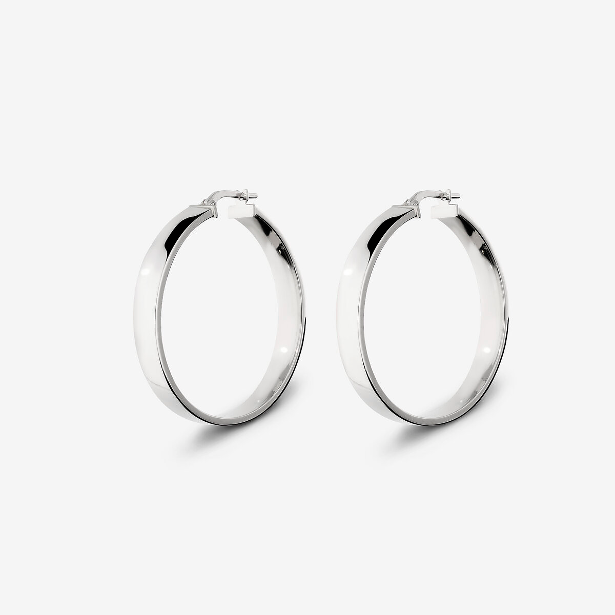 Boucles d'oreilles créoles à section carrée en argent 925 platiné