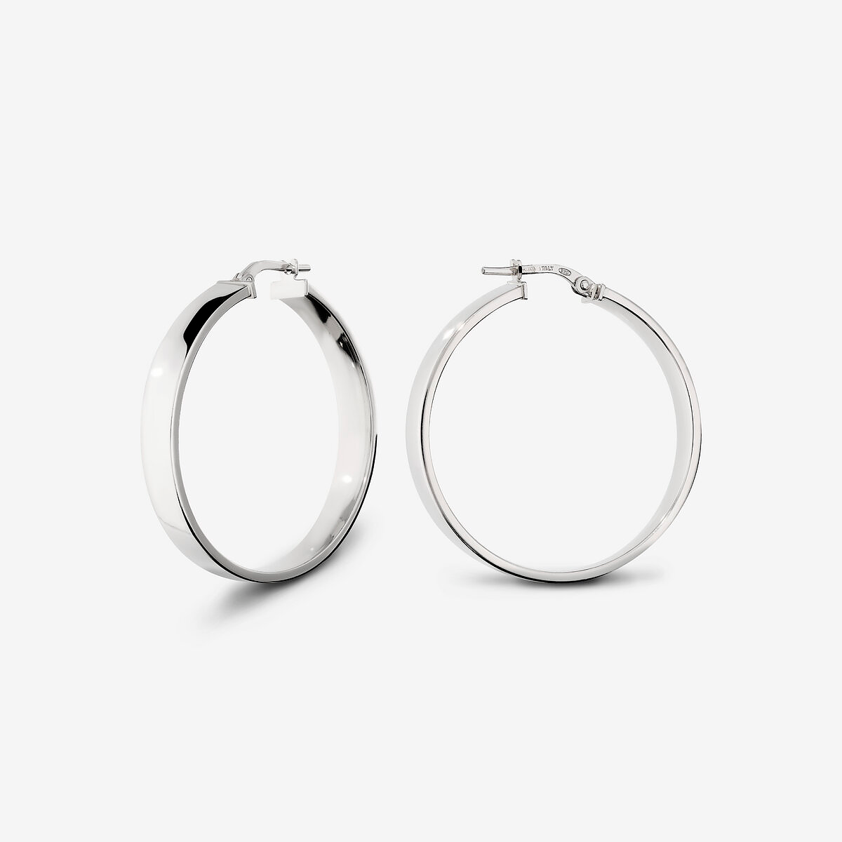 Boucles d'oreilles créoles à section carrée en argent 925 platiné