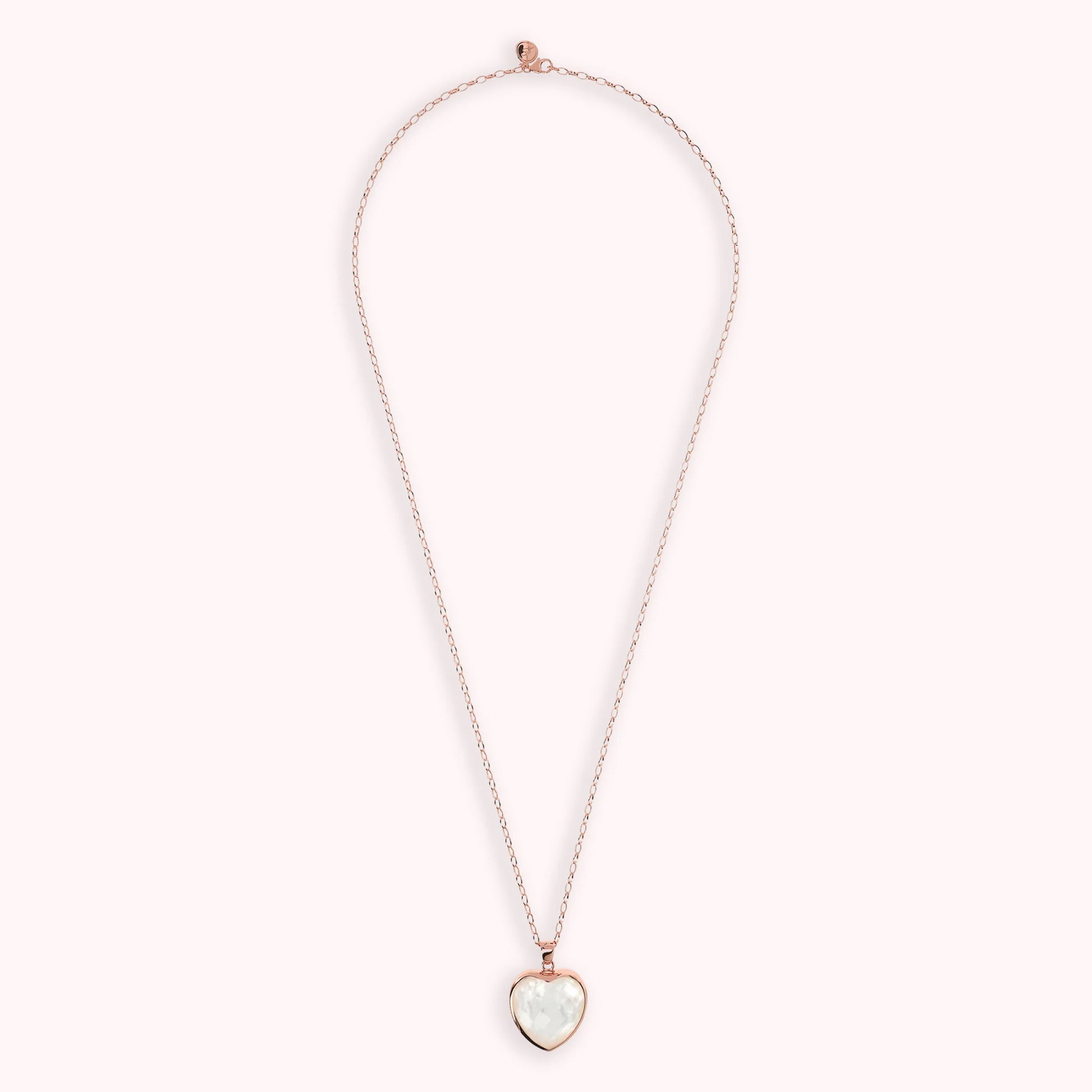 Collana Lunga con Pendente Cuore in Pietra Naturale