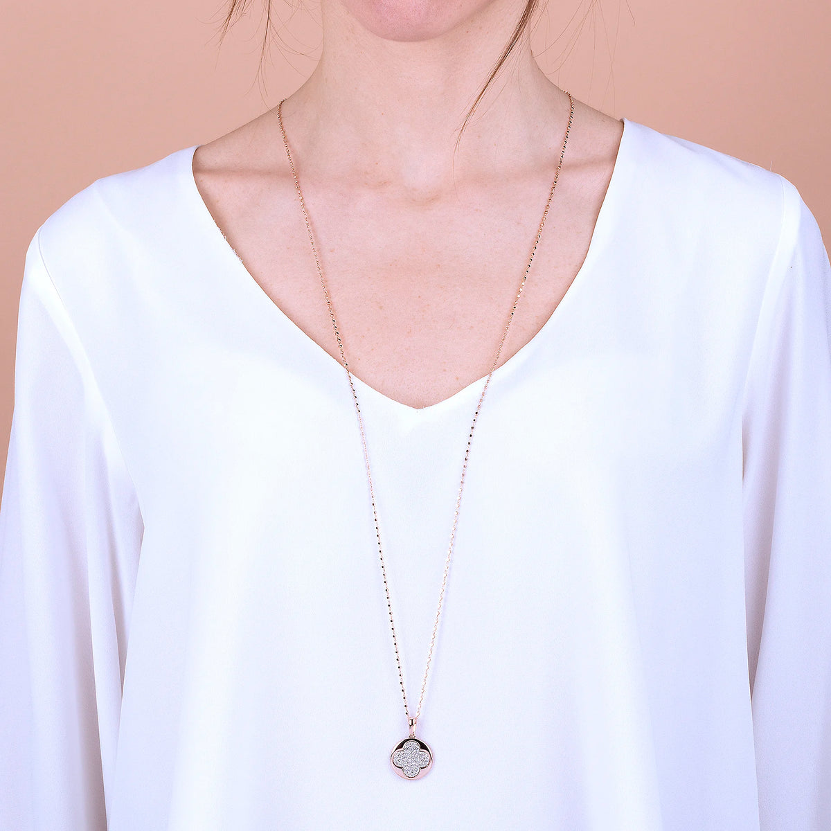 Collana Maglia a Cubetti diamantata e Pendente Tondo con Quadrifoglio in Pavé di Cubic Zirconia