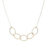 Halskette mit quadratischen ovalen Elementen aus 9 Karat Gold