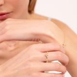 Anello Contrarié in Oro 375 con Croce e Punto Luce in Cubic Zirconia