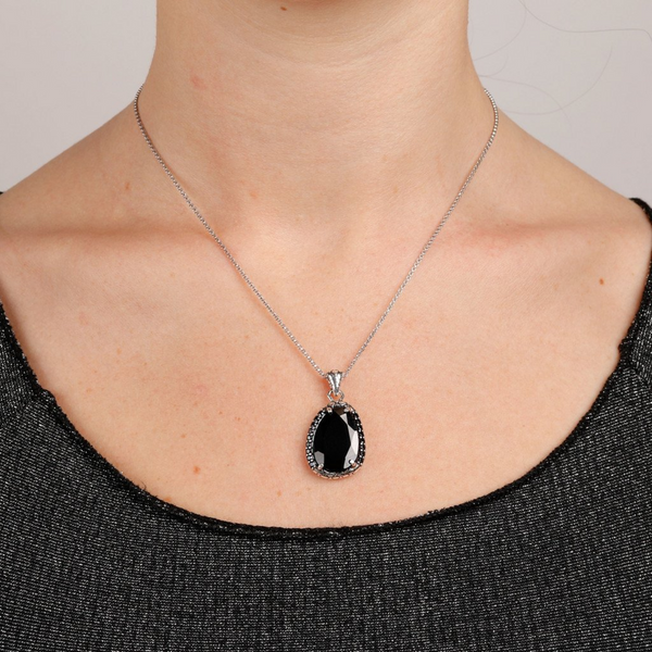 Necklace with Black Spinel and Pavé